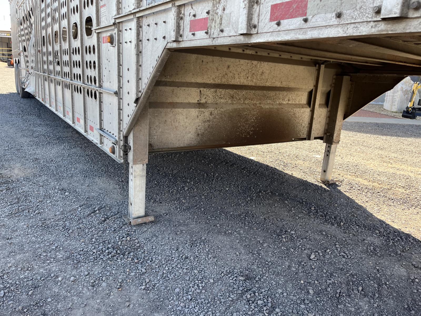 ./imagenes/INVOICE/2019/18273/REMOLQUE GANADERO MERRITT (8).JPG